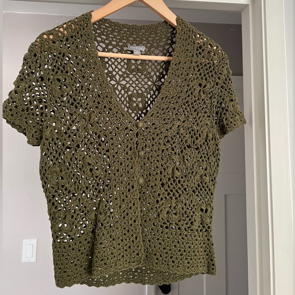 Coastal Gma Crochet Top